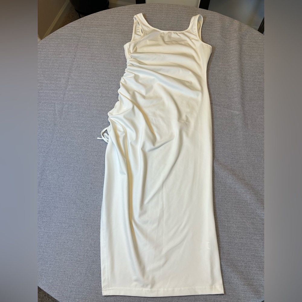 White Ruched Dress Size Large - Picture 10 of 10